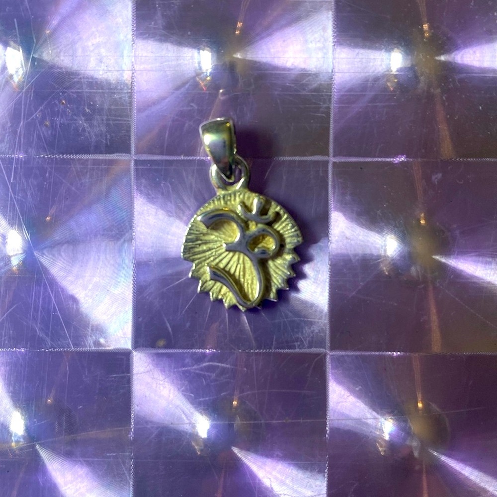 OM burst 925 pendant